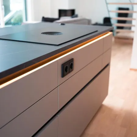 Montelago, Penthouse Mit Seeblick & Seezugang Apartment