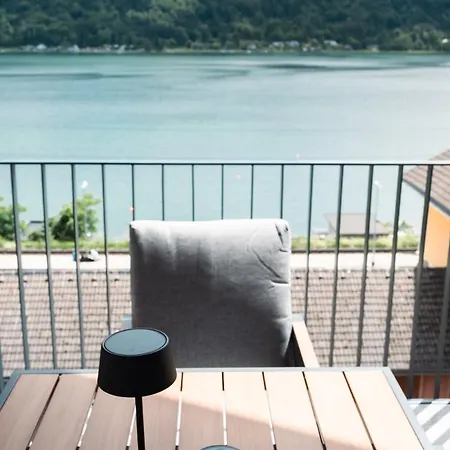 Montelago, Penthouse Mit Seeblick & Seezugang * Заттендорф