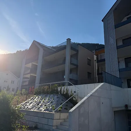 Montelago, Penthouse Mit Seeblick & Seezugang